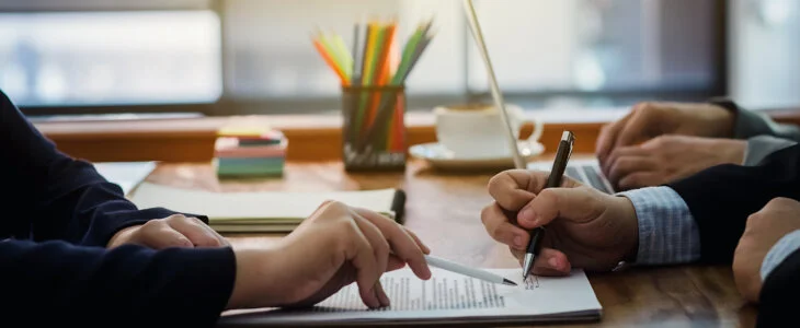 Businessman signed a contract agreement to invest together